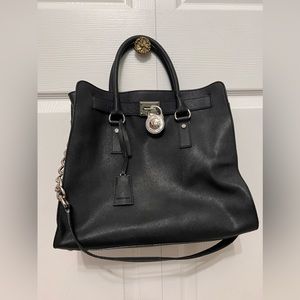 Authentic Michael Kors large Hamilton satchel
